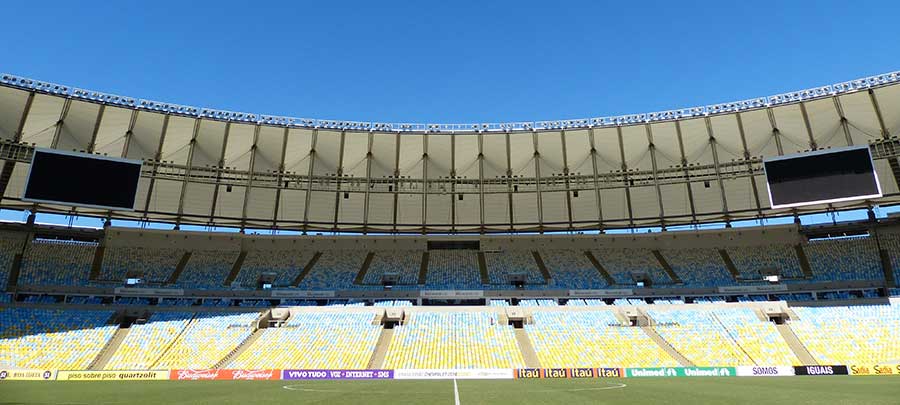 Maracanã Stadium - A historic landmark for football enthusiasts